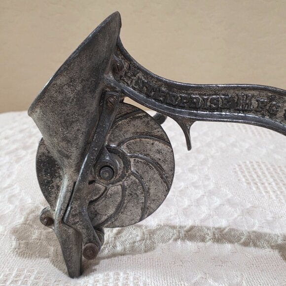 Antique Enterprise Cherry Stoner No 118 Philadelphia PA  USA 1917 Pat Cast Iron - Picture 14 of 15